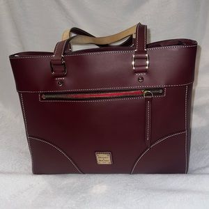 Dooney and Bourke Boudreaux Beacon  Large Mila Tote